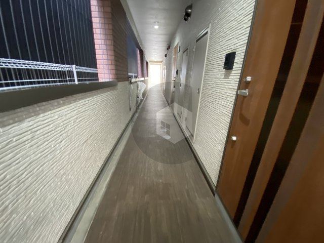 シャルマン緑橋のロビー