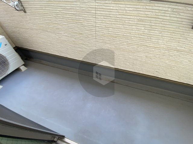 シャルマン緑橋のバルコニー