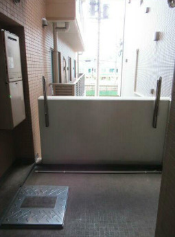 【バルコニー】 | ランドステージ田端 | 落ち着いた時間を過ごせるバルコニーです