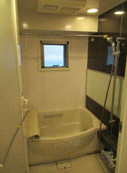 【浴室】 | ランドステージ田端 | 日々の暮らしに欠かせないお風呂です