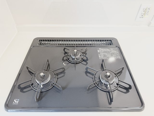 中央区高塚町　全3棟1期　の設備|３口ガスコンロ