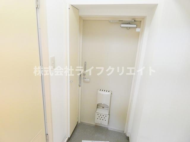 ジョイフル日野の玄関