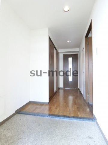 フォレストヒルズの玄関