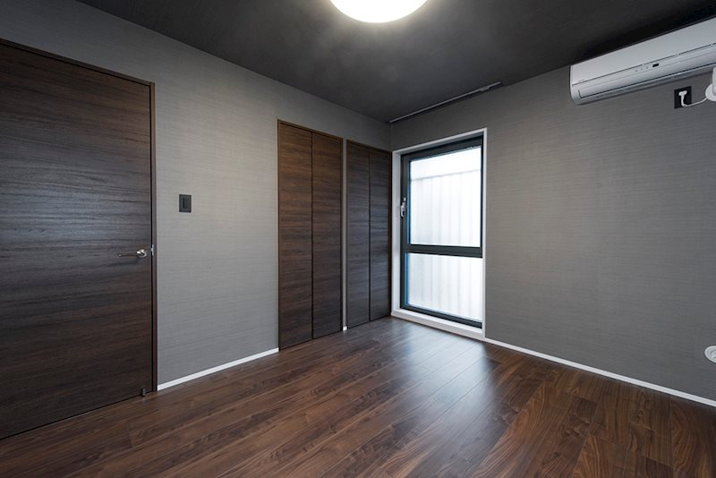 レジディア上目黒の洋室