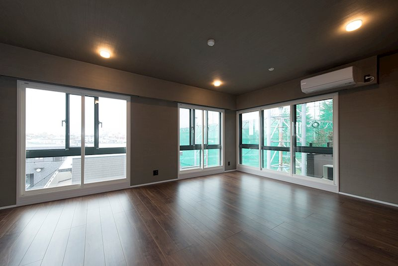 レジディア上目黒の居間・リビング