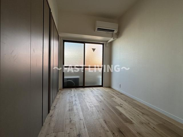 コロネード春日の寝室