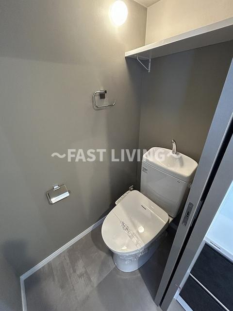 コロネード春日のトイレ