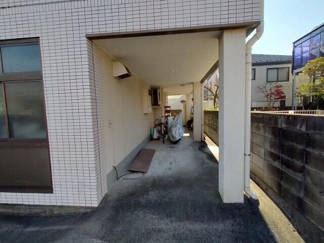 グレイス春日町のエントランス