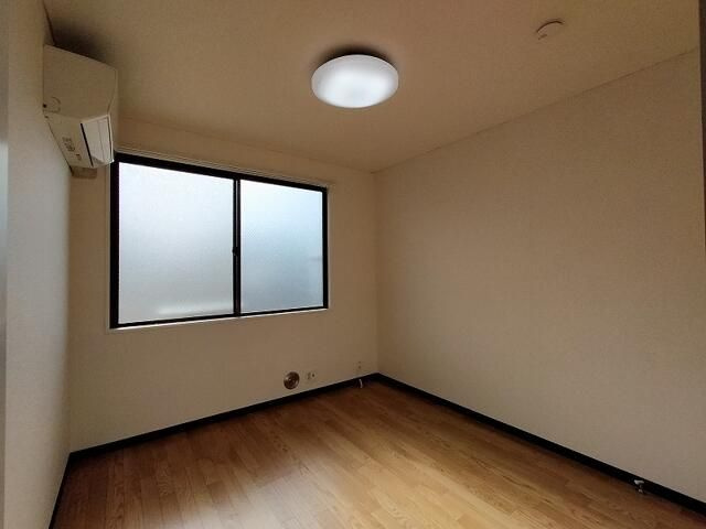 グレイス春日町の寝室