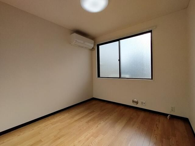 グレイス春日町の寝室