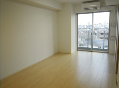 【寝室】 | ボヌール和泉増築 | きれいなフローリング。