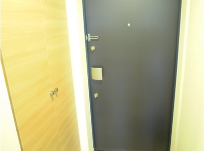 【玄関】 | ボヌール和泉増築 | シューズボックス完備。