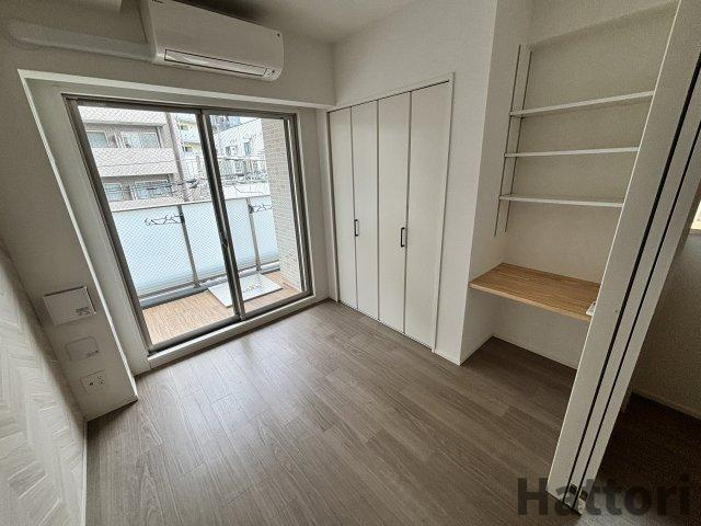 スプランディッド江坂DUEの居間・リビング