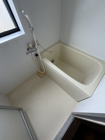 カナスギハウスの浴室