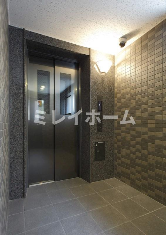 ルーブル羽田萩中のエントランス|建物内、別のお部屋の参考写真になります。