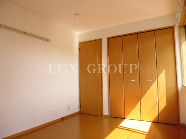 【洋室】 | リヴェールA