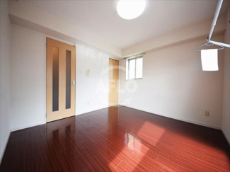 【居間・リビング】 | ドゥエリング桜川 | ドゥエリング桜川　洋室