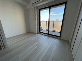 【居間・リビング】 | Splendide NAMBAⅢ | スプランディッド難波III　洋室