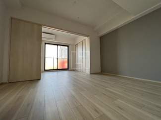 【居間・リビング】 | Splendide NAMBAⅢ | スプランディッド難波III　ダイニングキッチン