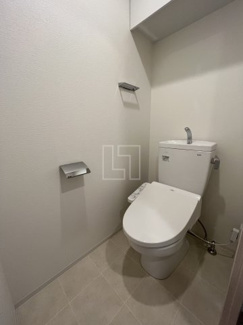 【トイレ】 | Splendide NAMBAⅢ | スプランディッド難波III　温水洗浄便座