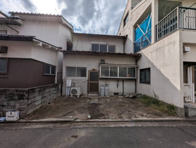 冨士見F貸家の駐車場