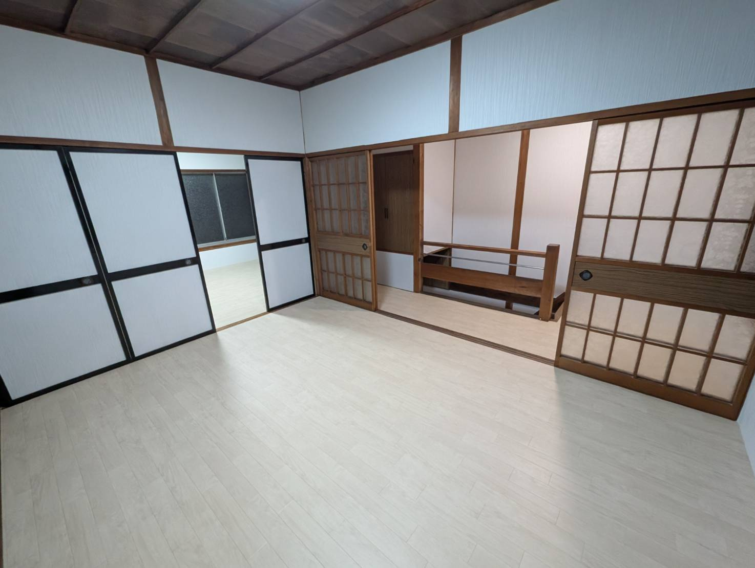 冨士見F貸家の洋室