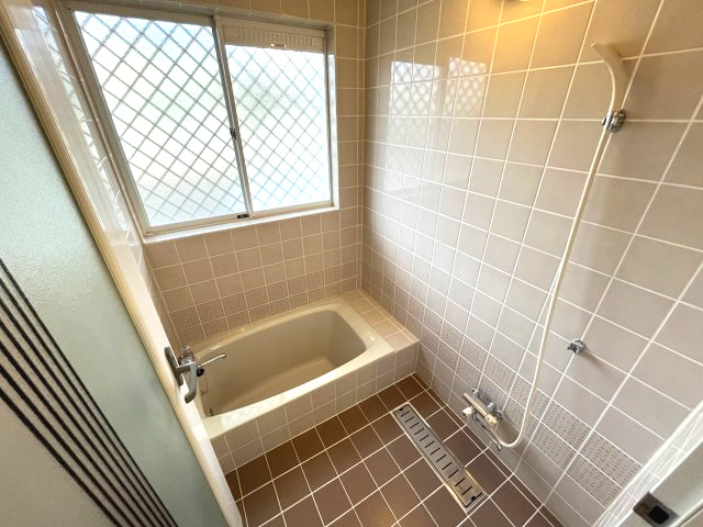 狭山市柏原の浴室|コンパクトで使いやすいお風呂です