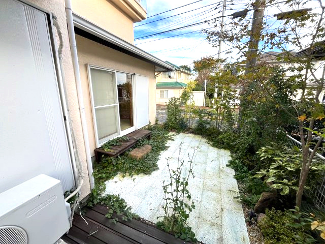 狭山市柏原の庭