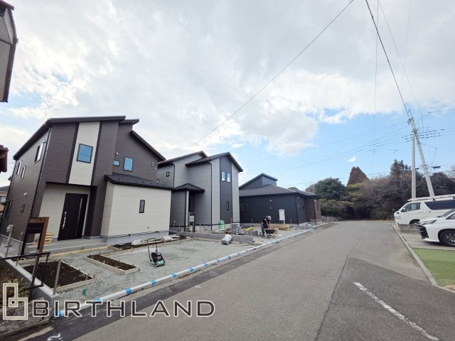 新築戸建・新築建売　みどり市大間々町大間々【長期優良住宅】大間々東小・大間々東中の前面道路含む現地写真|3棟中、限定1棟の平屋建て！3LDK⇒4LDKに間仕切り変更も可能です！