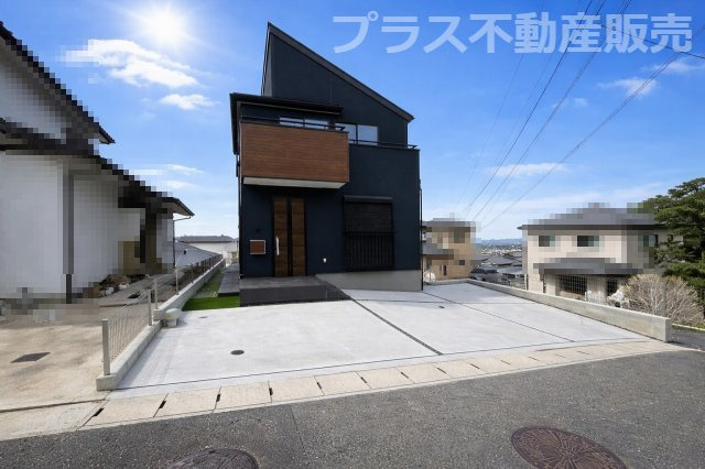 【外観】 | 糟屋郡篠栗町庄6丁目　1号棟（全1棟）【仲介手数料無料・0円】 | 現地写真。プラス不動産販売なら、現場の全ての棟をまとめてご見学頂けます。