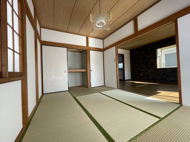 東金市前之内290　中古売り戸建の和室