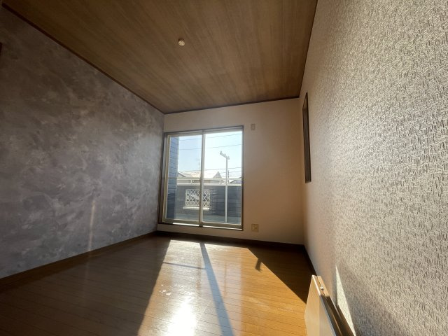 東金市前之内290　中古売り戸建の洋室