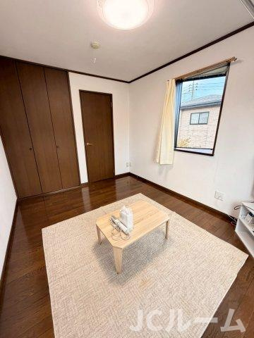 Lowe鴨島の居間・リビング