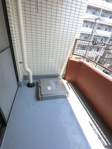 【バルコニー】