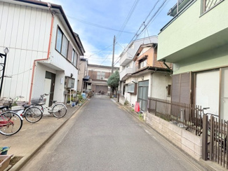 【前面道路含む現地写真】