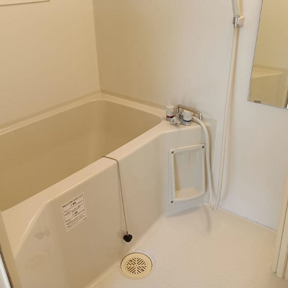 サンパレス２１御影の浴室