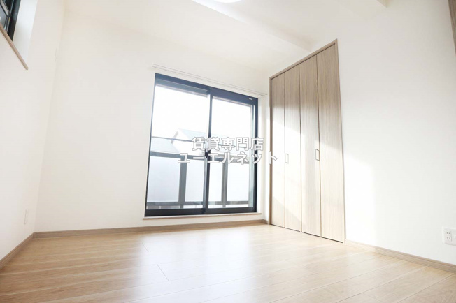 【寝室】 | BLANCOSTA sole | 明るく開放感のある居室で、自分だけのくつろぎ空間を。