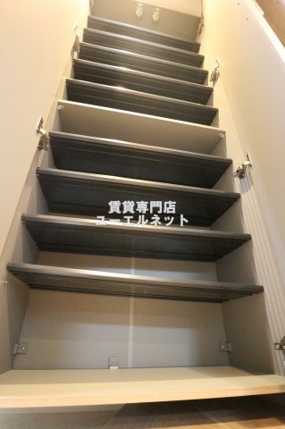 【設備】 | BLANCOSTA sole | 収納力たっぷりのシューズボックスで玄関すっきり！