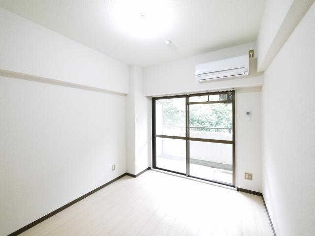 Win.Lifeあやめ池の洋室|スタンダードな洋室です