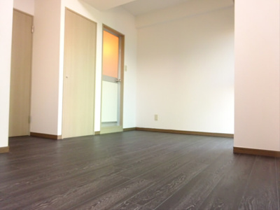 【居間・リビング】 | サンテミリオン笹塚