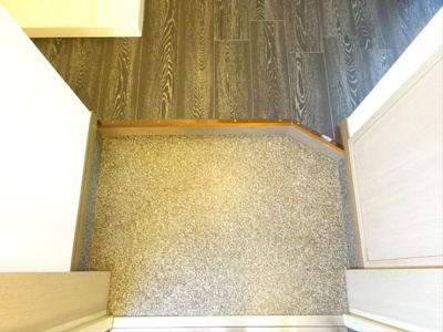 【玄関】 | サンテミリオン笹塚