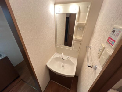 【洗面所】 | ヒールコート | 洗髪洗面化粧台