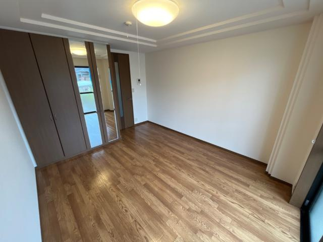 【内装】 | ヒールコート | 洋室