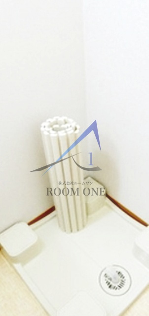 クレストハウスの設備|洗濯機置場です。