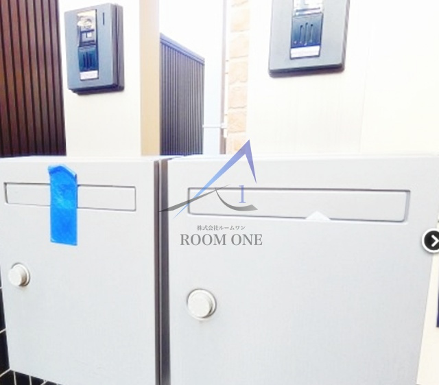 クレストハウス