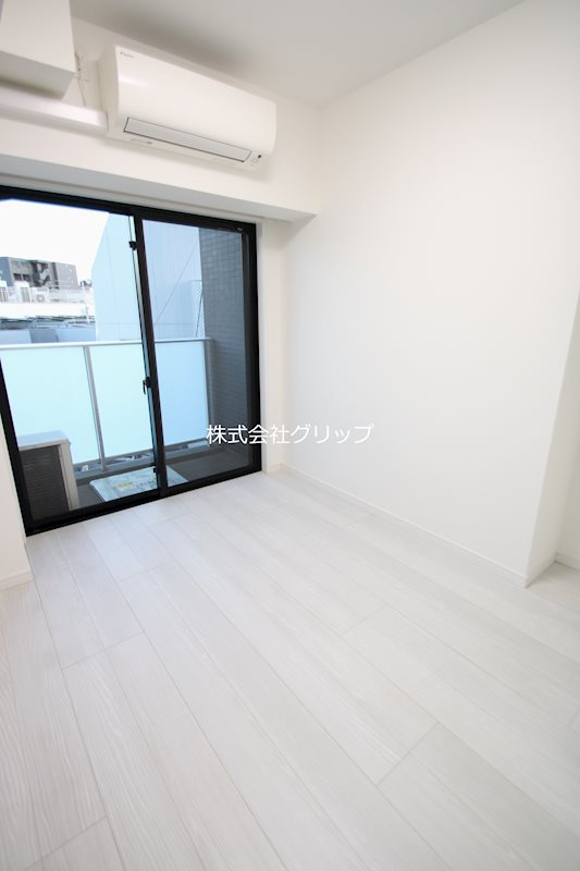 Le'a横濱ウエストステージの洋室