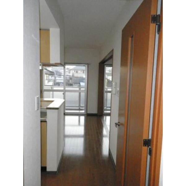 川崎市多摩区宿河原６丁目の賃貸マンションの玄関