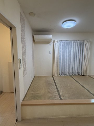 中古住宅　西鶉5丁目の和室
