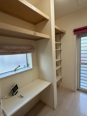 中古住宅　西鶉5丁目の収納