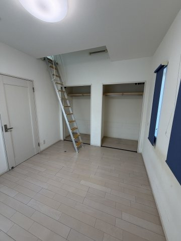 中古住宅　西鶉5丁目の収納